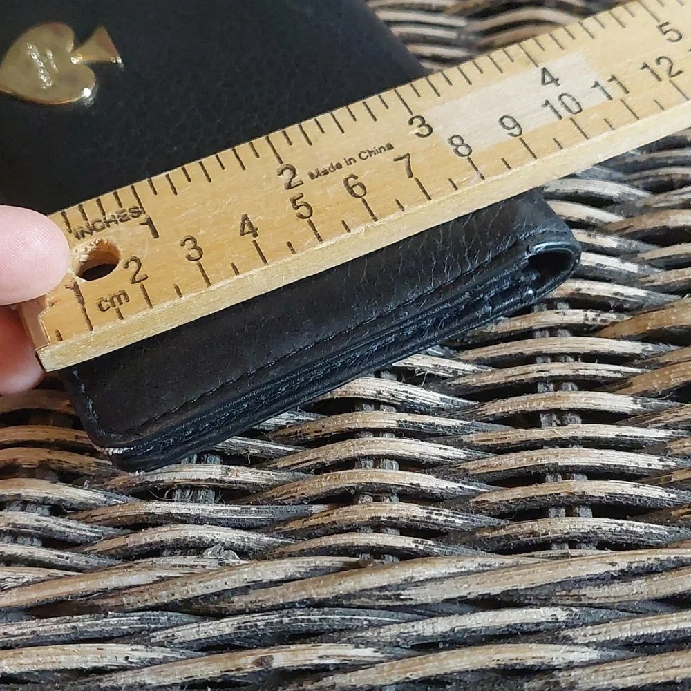 Kate Spade Leather Wallet *Final Price* - Picture 10 of 16